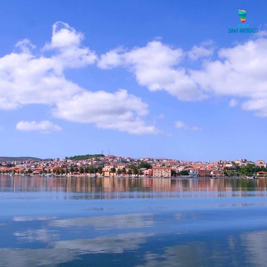 Domus Deiana Case Vacanza San Giovanni Suèrgiu Εξωτερικό φωτογραφία