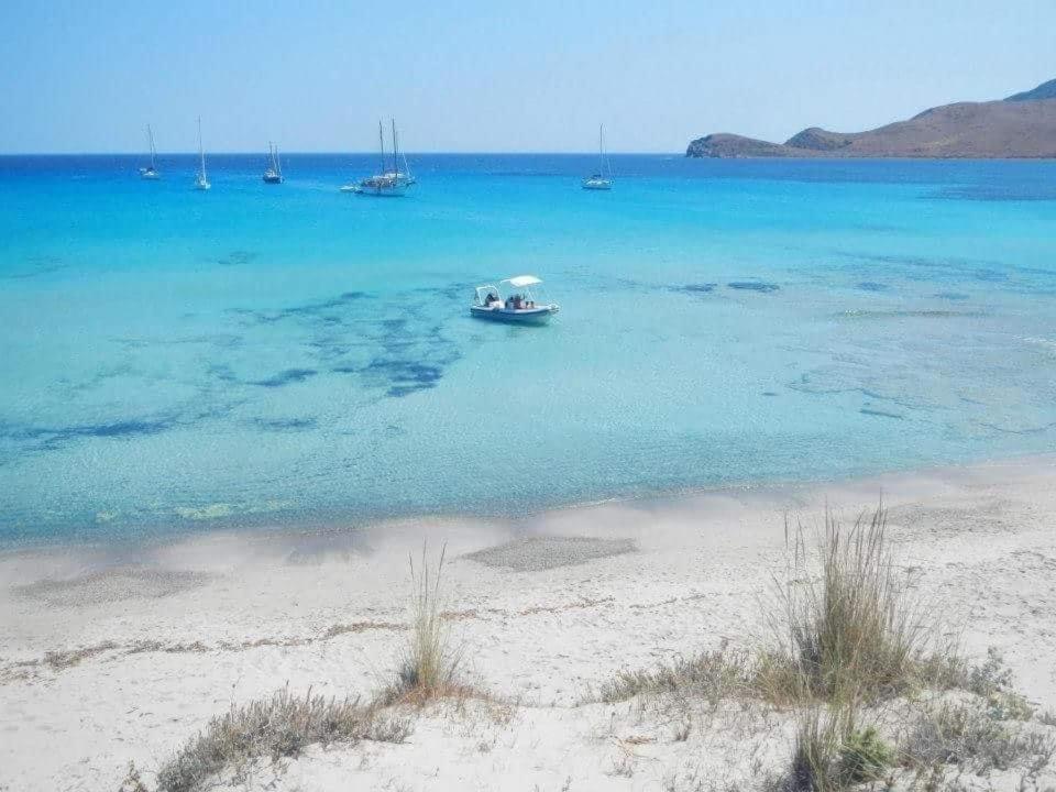Domus Deiana Case Vacanza San Giovanni Suèrgiu Εξωτερικό φωτογραφία